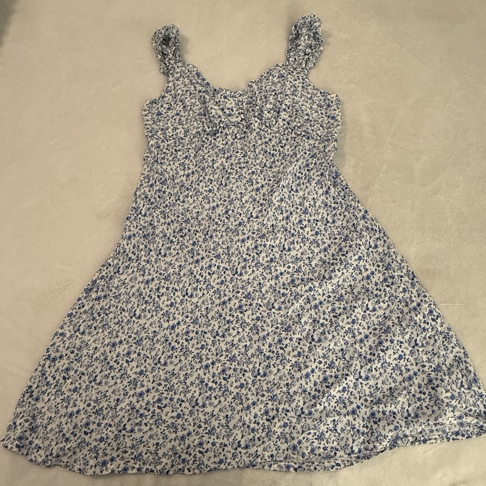 Gap Floral Midi Dress Size XL Floral Milkmaid Spring Coquette Blue White Smocked - Picture 4 of 9